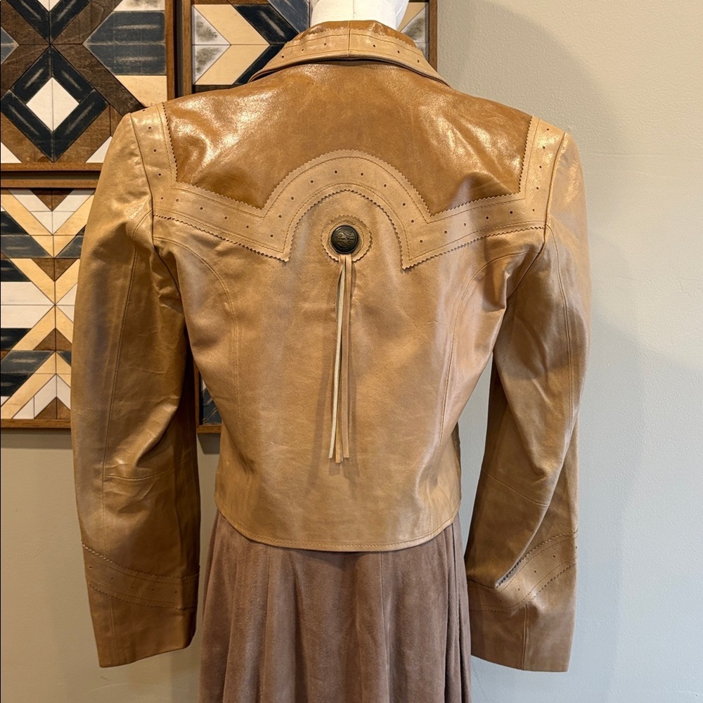 Vintage Pioneer Wear Tan Leather Cropped Jacket - Picture 6 of 16